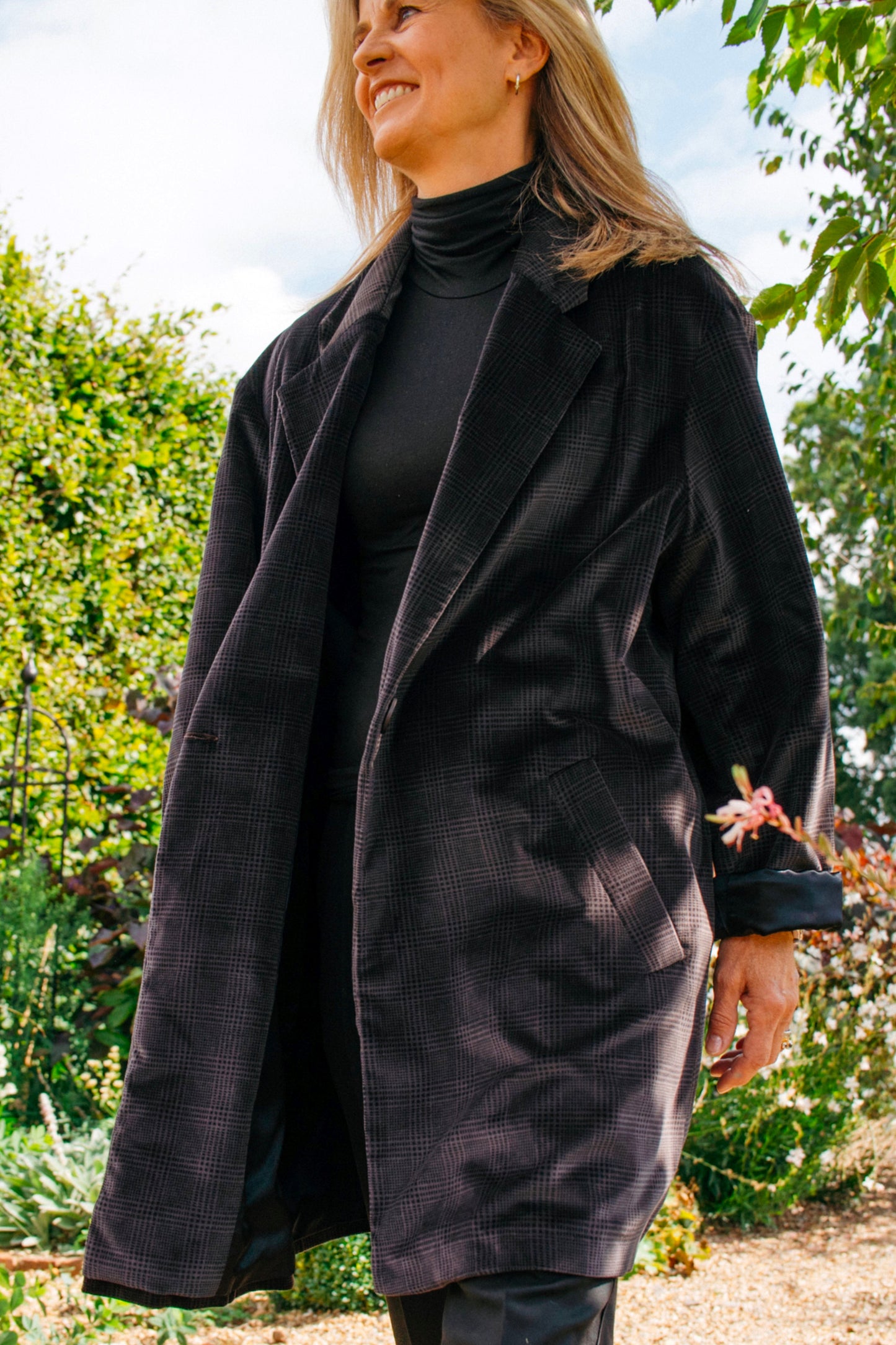 THE BOND STREET OVERSIZED VELVET JACKET IN FALCON CHECK